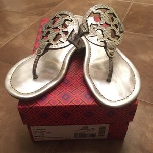 Tory Burch Miller 9.5 Metallic